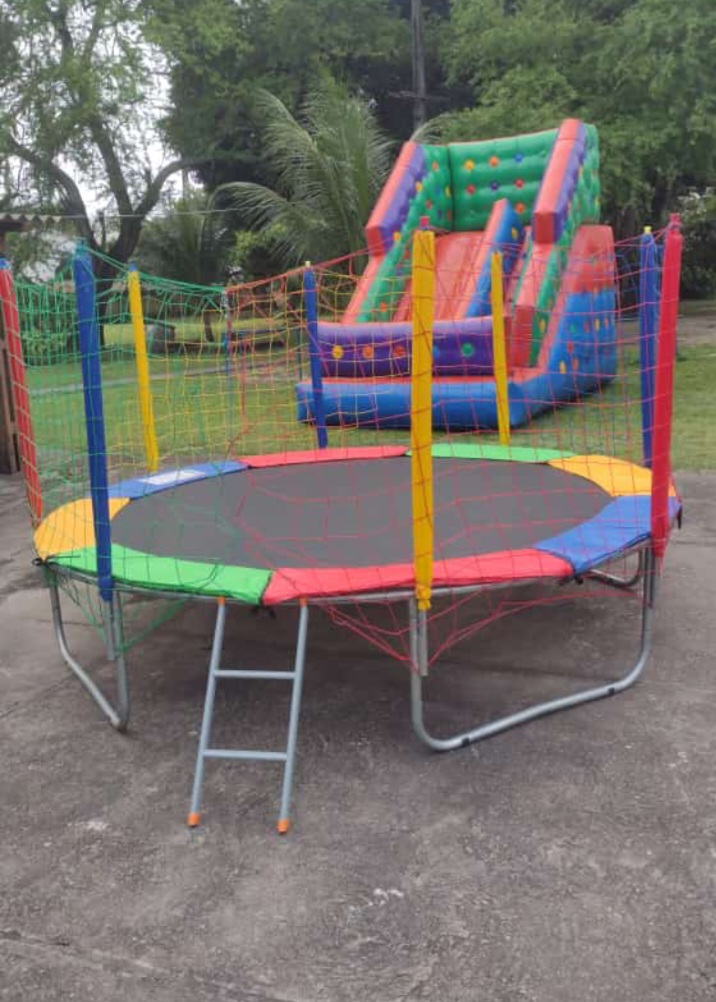 Cacau brinquedos Locações
