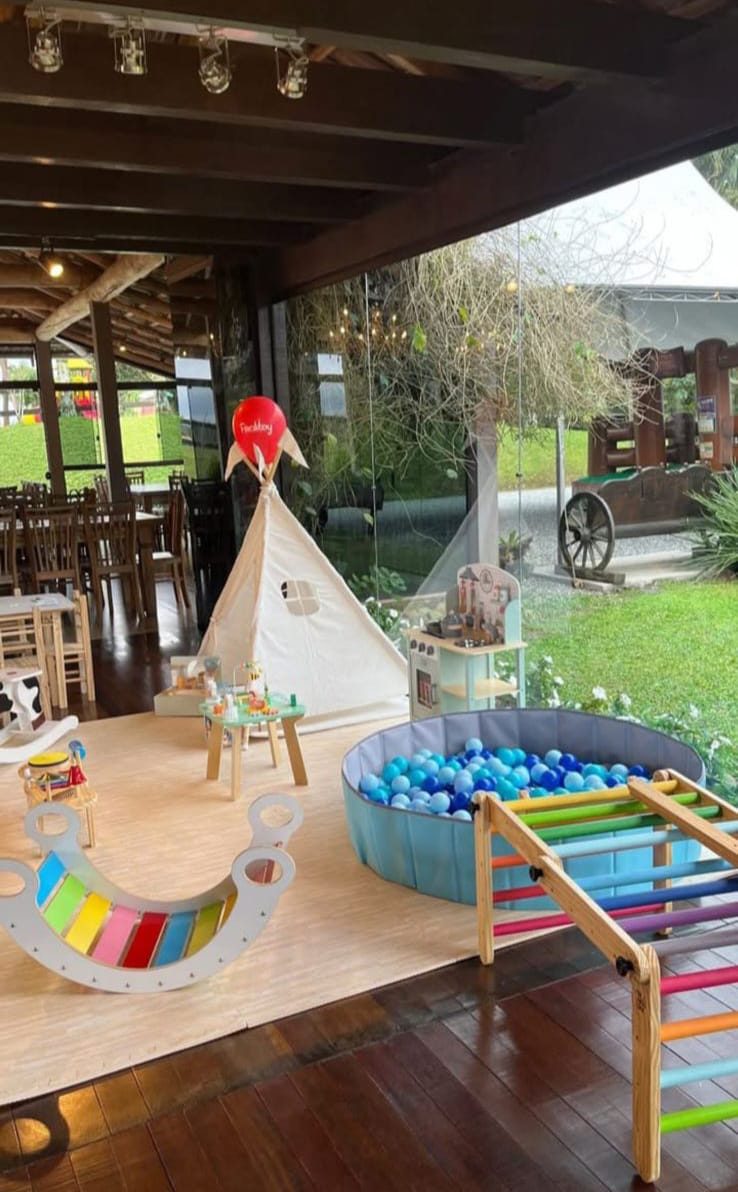 Facilitoy Joinville - Aluguel de Brinquedos Infantis